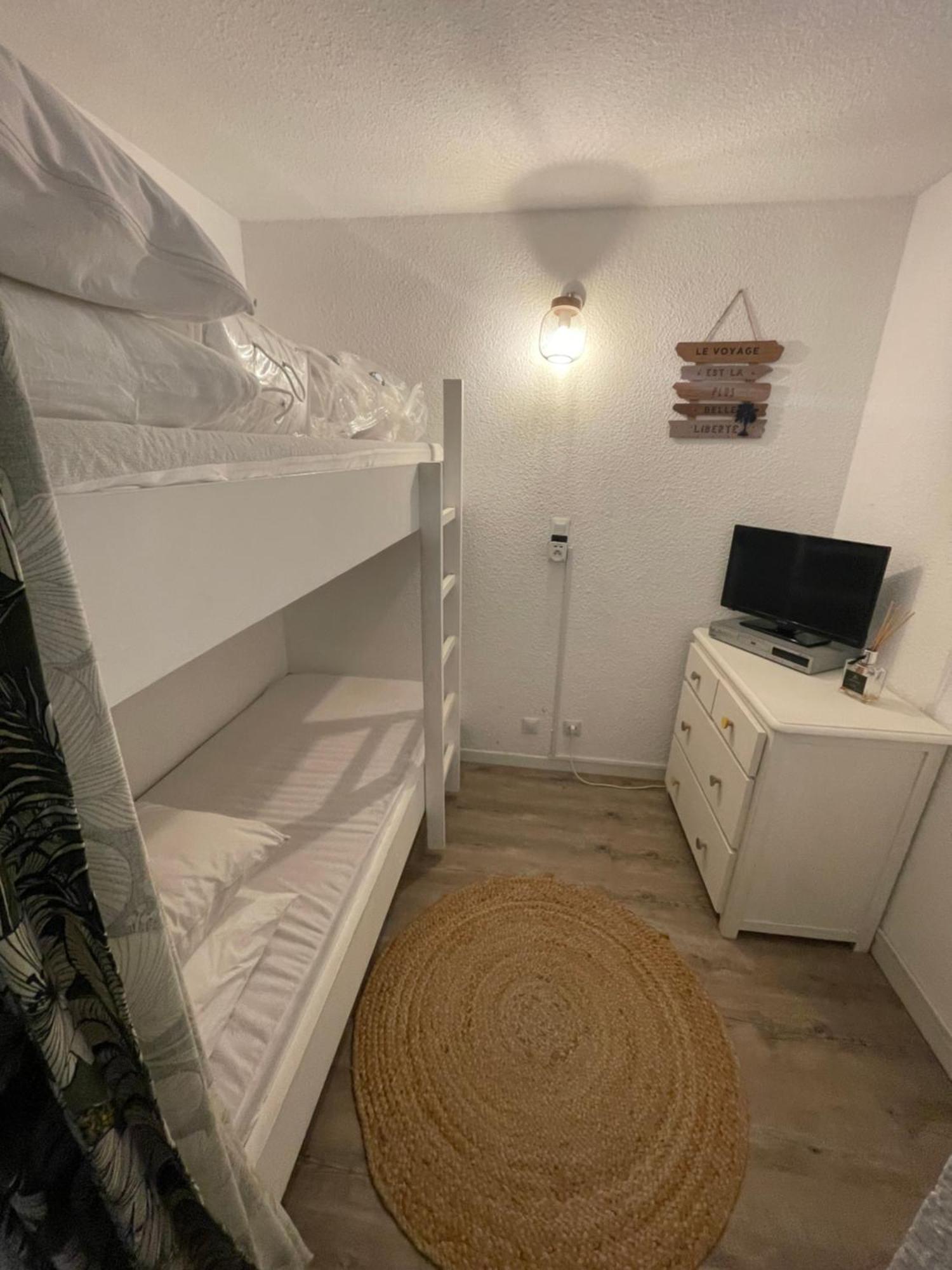 Location Studio Cabine St Lary Soulan Сен-Лари-Сулан Экстерьер фото